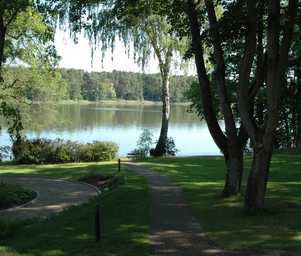 Fürstenberg-Havel Landhaus Himmelpfort Am See מראה חיצוני תמונה