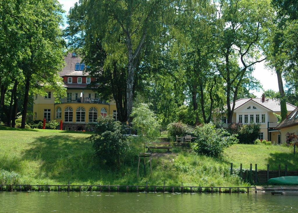 Fürstenberg-Havel Landhaus Himmelpfort Am See מראה חיצוני תמונה
